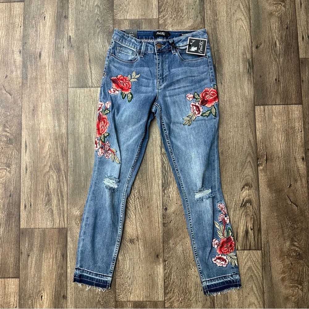 Nanette Lepore Crimson Bloom Embrodery Blue Denim High Rise Jeans Size 4